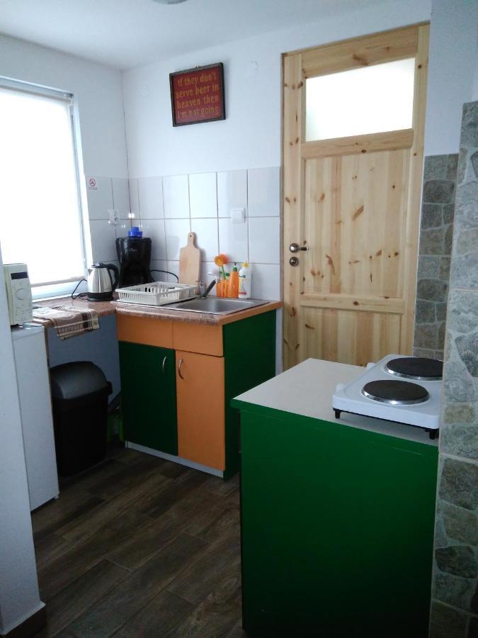 Domek Bialojany Esterno foto