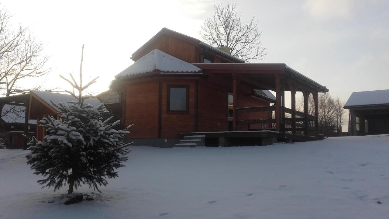 Domek Bialojany Esterno foto